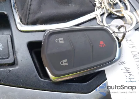 2015 Cadillac Srx Standard z USA, uszkodzony, nr VIN 3GYFNAE35FS641290